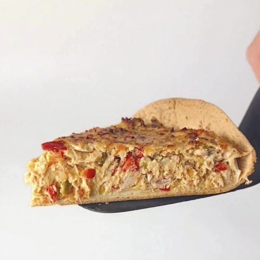 Tarta de pollo con tortitas de wraps 